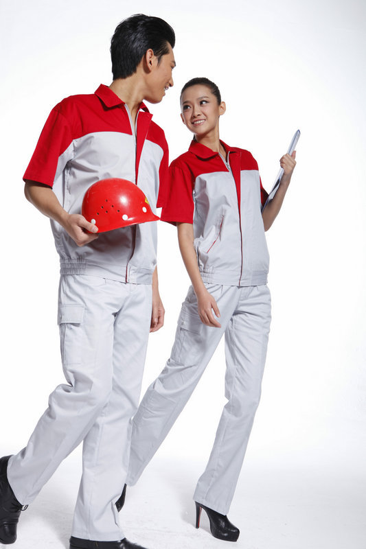 工作服定做中的纖維材料好用嗎?要注意那些細節(jié)?